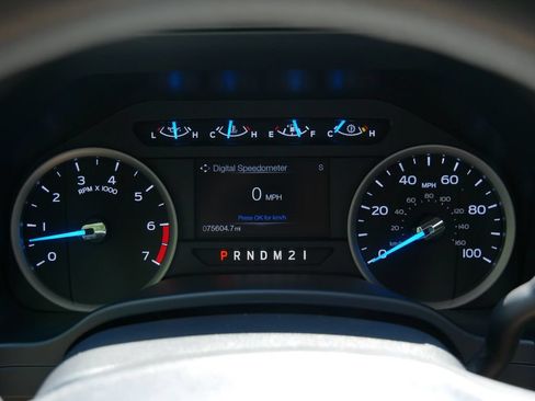 Certified 2017 Ford F250 XLT w/ XLT Premium Package AWD/4WD image 20