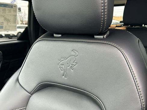 New 2025 Ford Bronco Badlands image 18