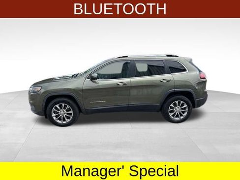 Used 2019 Jeep Cherokee Latitude Plus AWD/4WD image 4