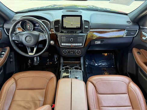Used 2017 Mercedes-Benz GLS 550 4MATIC w/ Driver Assistance Package image 17
