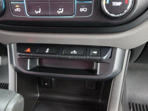 Used 2019 Chevrolet Colorado W/T w/ WT Convenience Package image 21