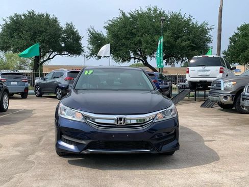 Used 2017 Honda Accord LX image 2