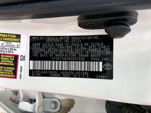 Used 2024 Toyota Camry SE FWD image 34