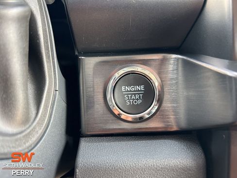 New 2026 Ford F350 Lariat w/ Black Appearance Package image 23