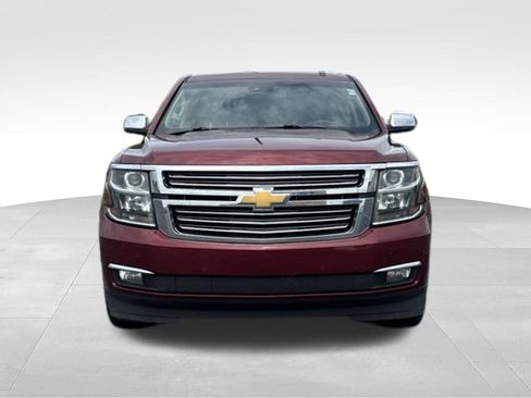 Used 2020 Chevrolet Suburban Premier AWD/4WD image 2