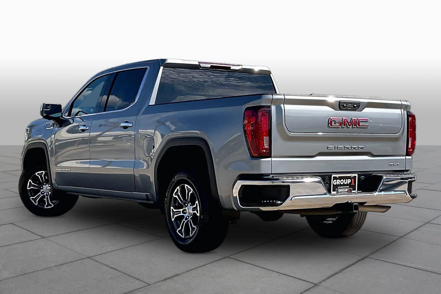 Used 2026 GMC Sierra 1500 SLT RWD image 11