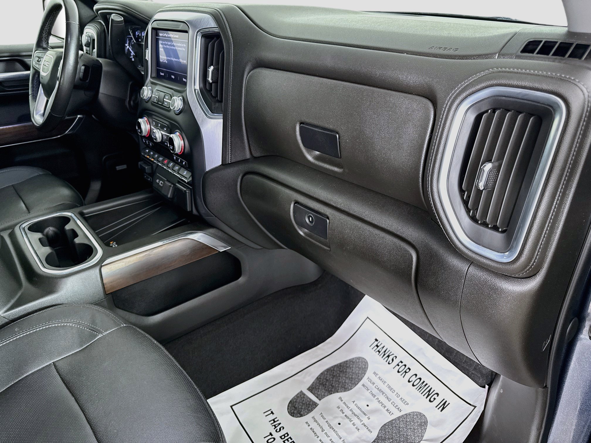 Used 2022 GMC Sierra 1500 SLT w/ SLT Premium Plus Package AWD/4WD image 32