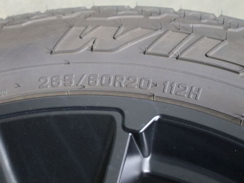 Used 2025 Toyota Tundra Limited w/ TRD Off-Road Package image 42