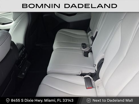 Used 2022 Acura MDX FWD w/ Technology Package image 18