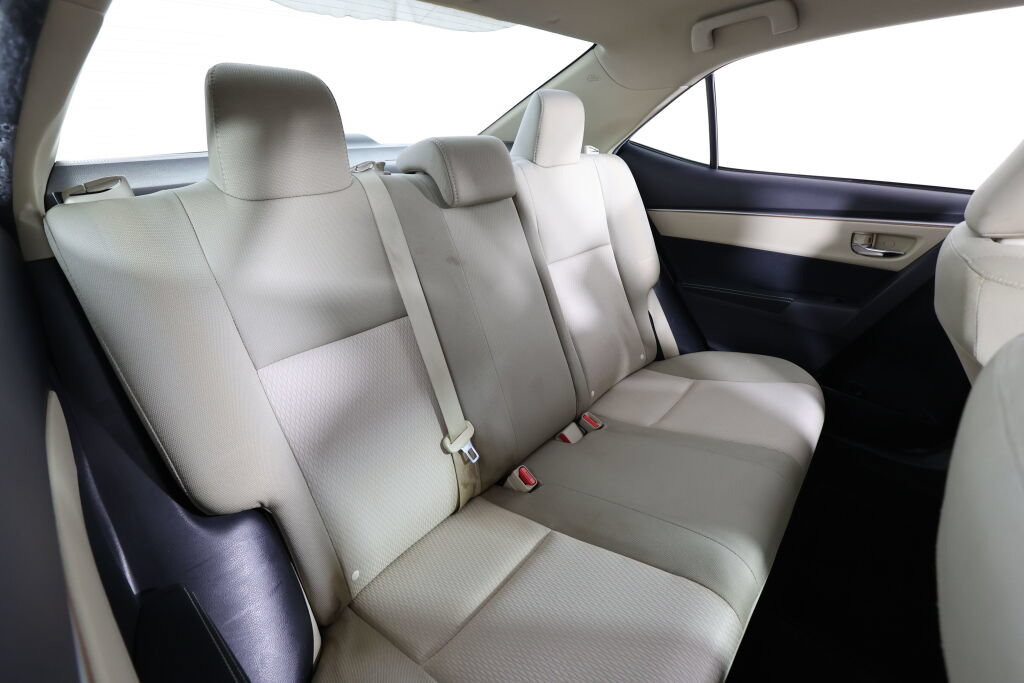 Used 2014 Toyota Corolla LE FWD image 20