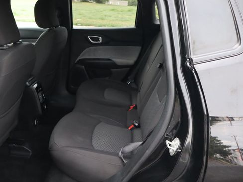 Used 2024 Jeep Compass Sport AWD/4WD image 20