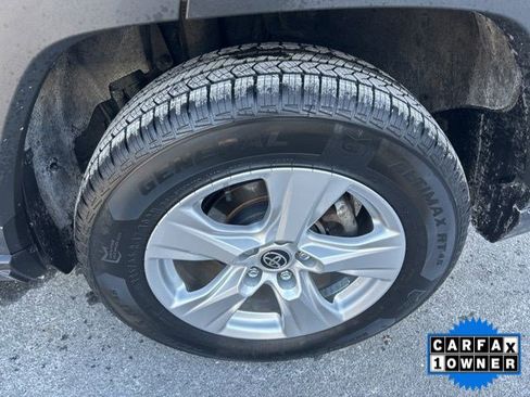 Used 2021 Toyota RAV4 XLE image 11