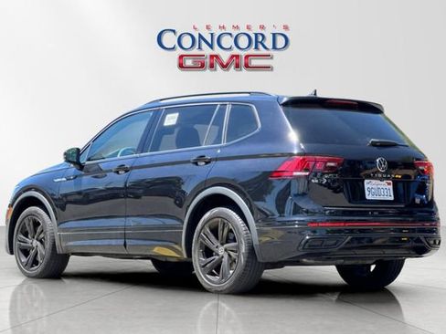 Used 2023 Volkswagen Tiguan SE R-Line AWD/4WD image 6