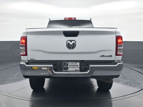 Used 2024 RAM 3500 Tradesman w/ Chrome Appearance Group image 6