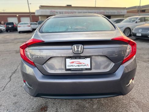 Used 2018 Honda Civic LX image 4