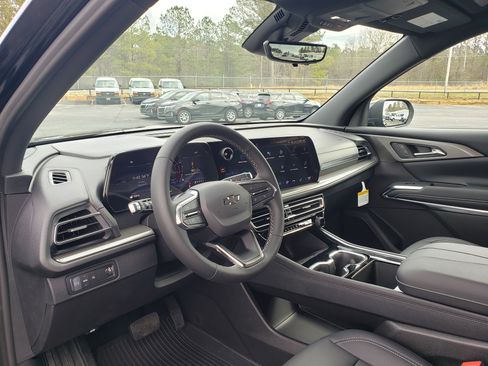 New 2026 Chevrolet Traverse LT w/ Midnight/Sport Edition image 29