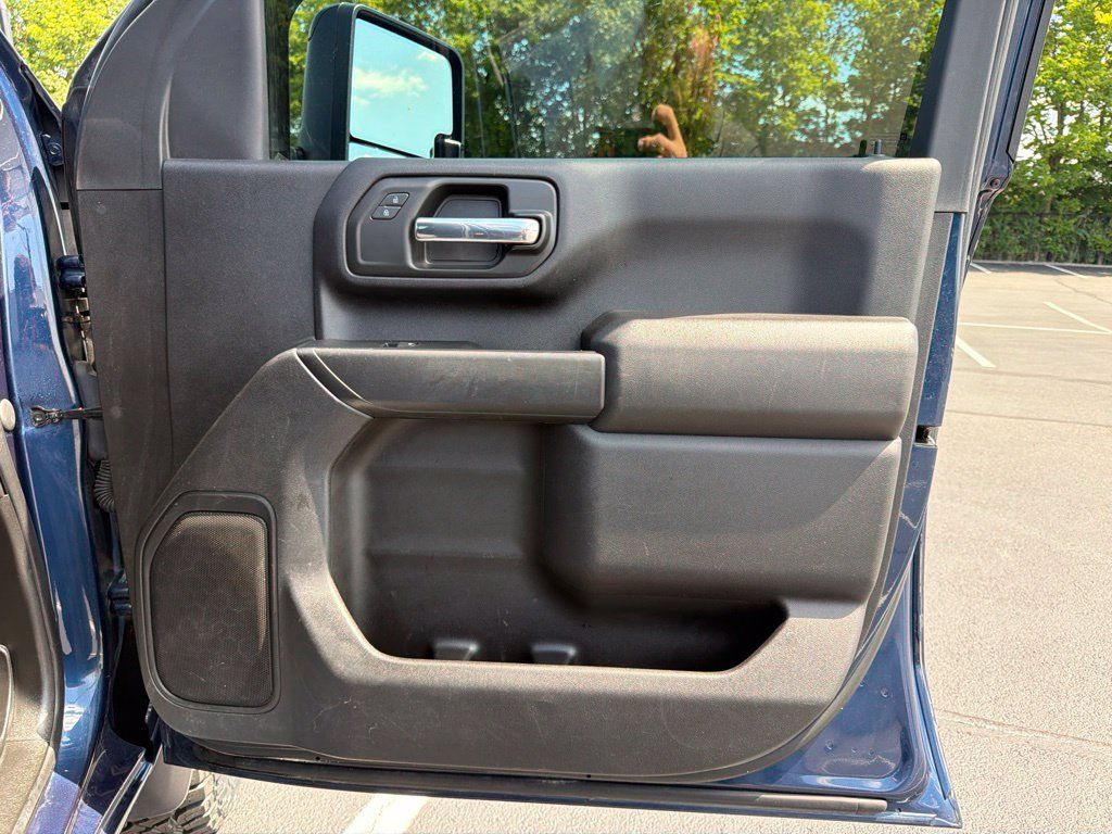 Used 2023 Chevrolet Silverado 2500 Custom w/ Custom Value Package AWD/4WD image 24