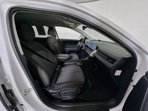 Used 2024 Hyundai Ioniq 5 SEL RWD image 33