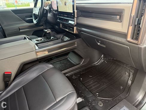Used 2024 GMC Hummer EV 3X AWD/4WD image 9