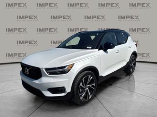 Used 2021 Volvo XC40 T5 R-Design w/ Advanced Package AWD/4WD video 1