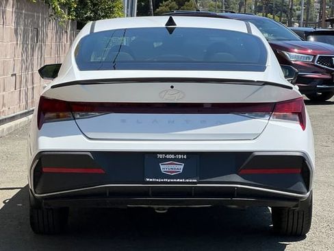 Certified 2025 Hyundai Elantra Sport FWD image 7