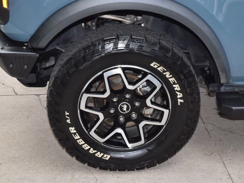 Certified 2022 Ford Bronco Outer Banks AWD/4WD image 47