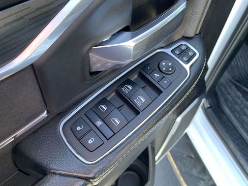 Used 2024 RAM 3500 Laramie w/ Night Edition image 15