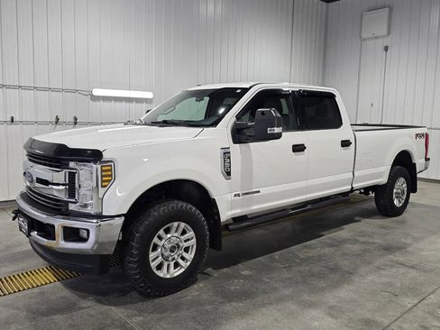 Used 2019 Ford F350 XLT w/ XLT Value Package image 2