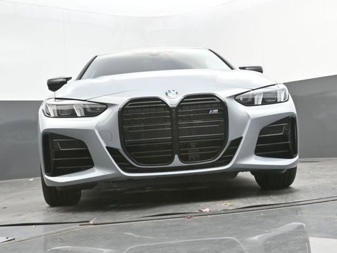 New 2026 BMW M440i Coupe RWD image 43