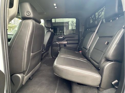 Used 2020 Chevrolet Silverado 2500 LTZ w/ LTZ Premium Package image 13