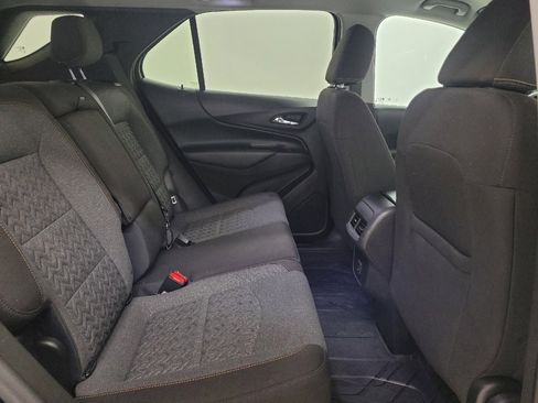 Used 2024 Chevrolet Equinox LT w/ LPO, Floor Liner Package image 19