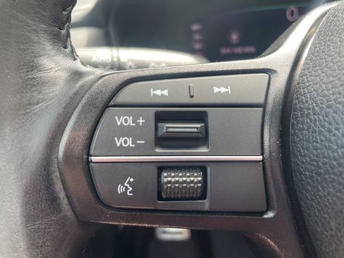 Used 2025 Honda Accord Sport image 13