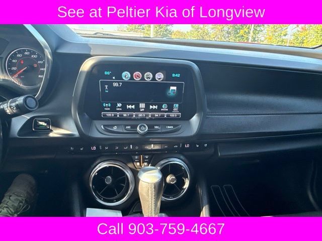 Used 2017 Chevrolet Camaro LT RWD image 15