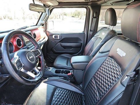 Used 2021 Jeep Wrangler Rubicon w/ Steel Bumper Group image 16