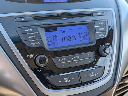 Used 2013 Hyundai Elantra GLS w/ Preferred Pkg image 21