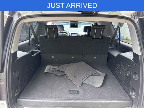 Used 2018 Chevrolet Suburban Premier AWD/4WD image 33