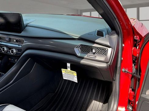 Certified 2025 Acura Integra A-Spec image 17