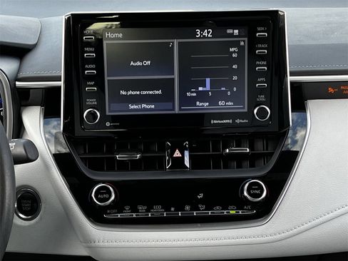 Used 2022 Toyota Corolla XSE image 15