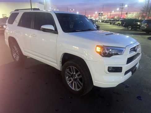 Used 2022 Toyota 4Runner TRD Sport image 9