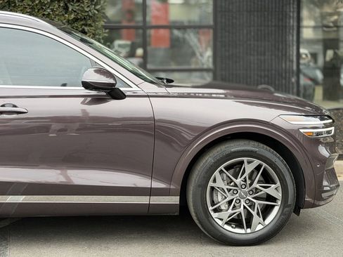 Used 2023 Genesis GV70 2.5T w/ Advanced Package image 23