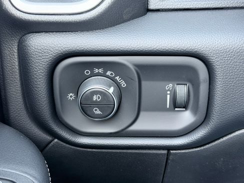 New 2026 RAM 3500 Big Horn AWD/4WD image 12