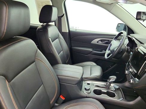 Used 2021 Chevrolet Traverse RS w/ LPO, Floor Liner Package image 24