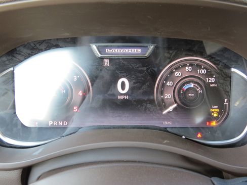 New 2025 RAM 2500 Laramie image 29