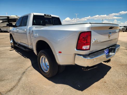 Used 2017 RAM 3500 Big Horn RWD image 8