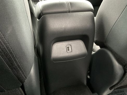 Used 2024 Nissan Sentra SV image 26