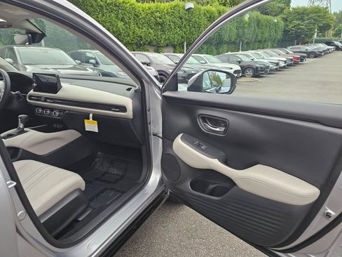 New 2027 Honda HR-V EX-L image 11