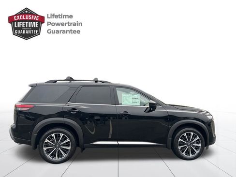 New 2026 Nissan Pathfinder Platinum image 6