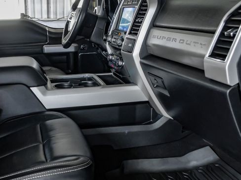 Used 2020 Ford F250 Lariat w/ Lariat Ultimate Package image 12