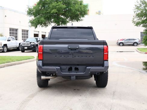 Used 2024 Toyota Tacoma SR5 RWD image 5