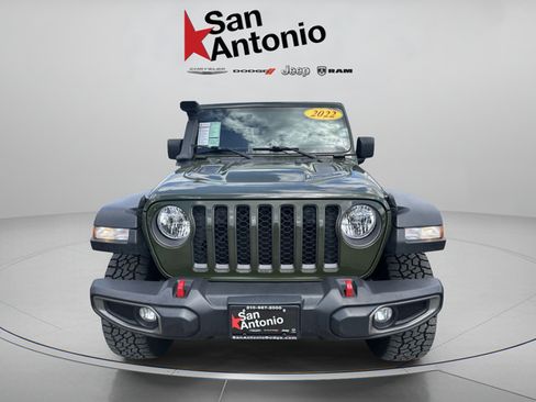 Used 2022 Jeep Gladiator Rubicon w/ Cold Weather Group AWD/4WD image 4